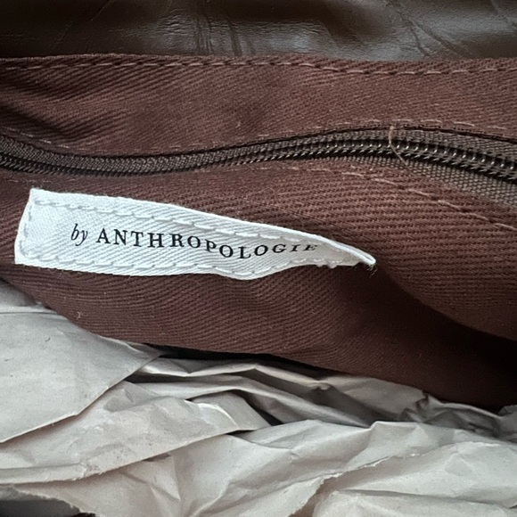 NWT new Anthropologie scrunched envelope clutch faux leather crossbody brown bag - Picture 10 of 17